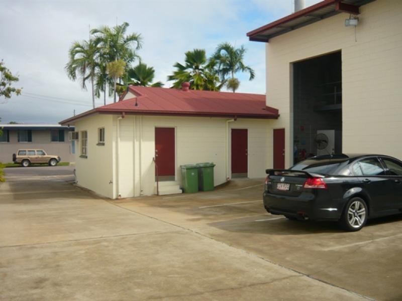 7 Carse Street, Townsville City QLD 4810