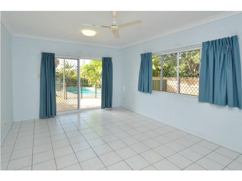 54 MACARTHUR DRIVE, Annandale QLD 4814