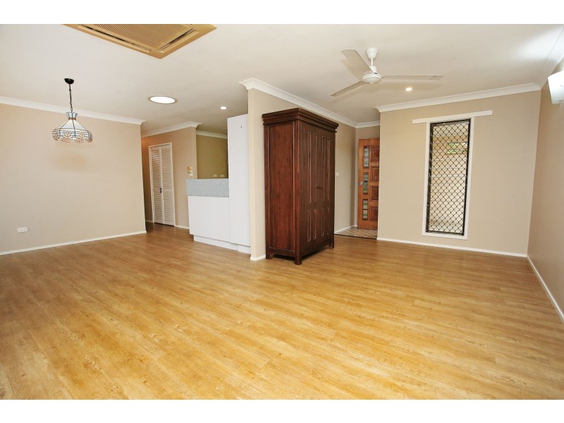 6 Keitley Street, Kirwan QLD 4817