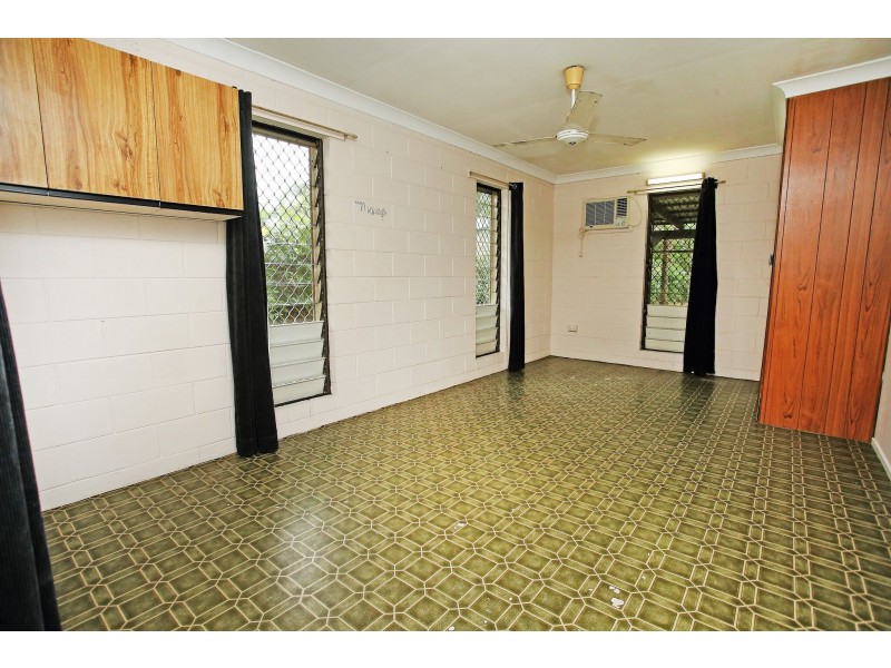 6 Keitley Street, Kirwan QLD 4817