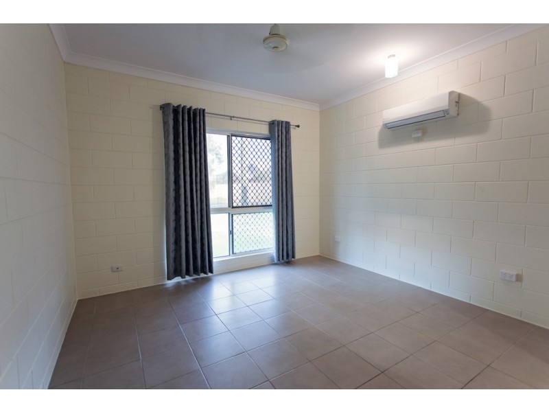 19 ELTON DRIVE, Kelso QLD 4815