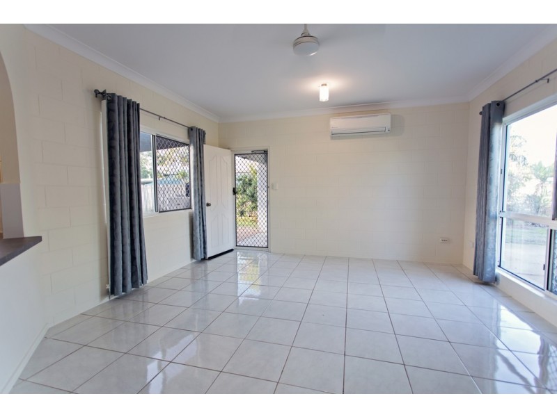 19 ELTON DRIVE, Kelso QLD 4815