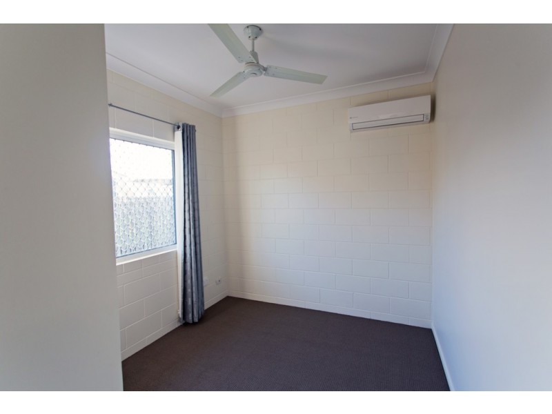 19 ELTON DRIVE, Kelso QLD 4815