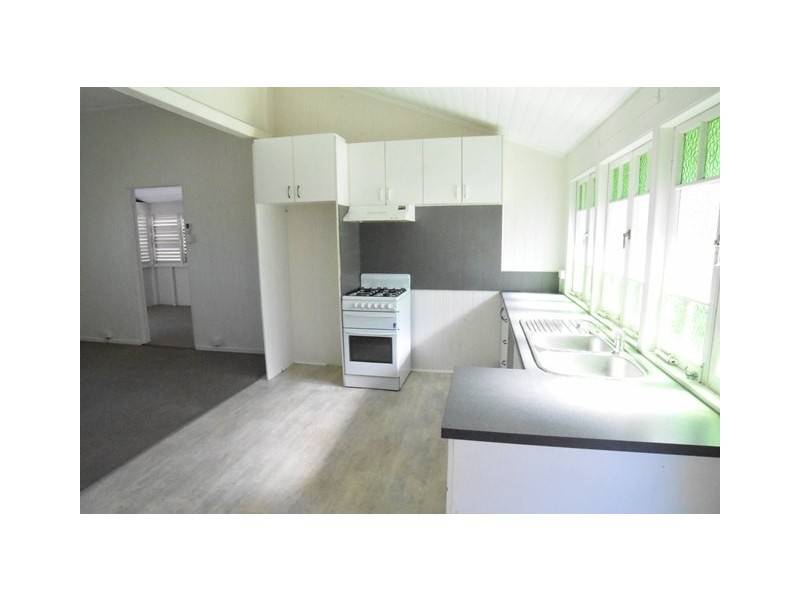 36 Morehead Street, South Townsville QLD 4810