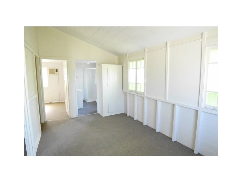 36 Morehead Street, South Townsville QLD 4810