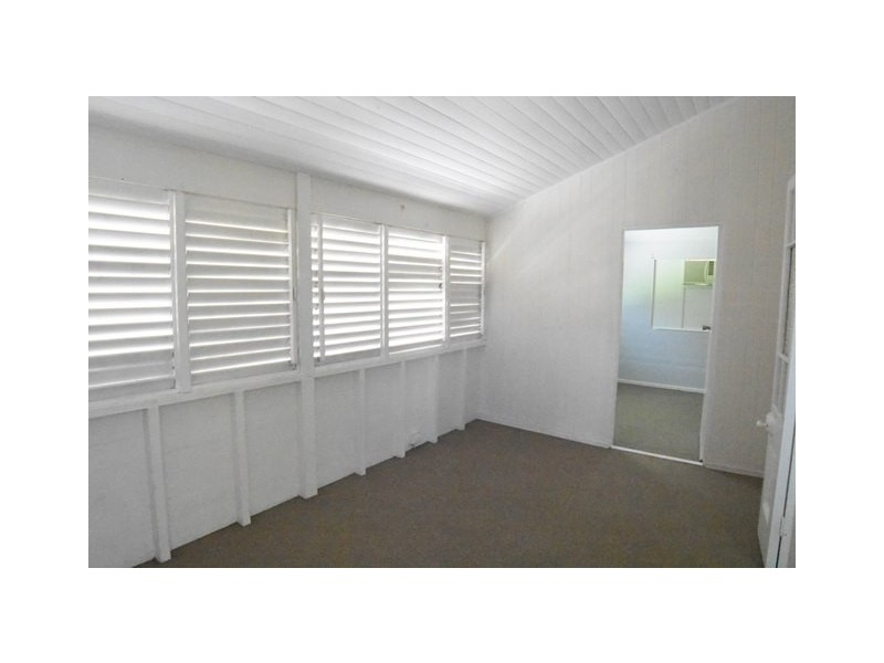 36 Morehead Street, South Townsville QLD 4810