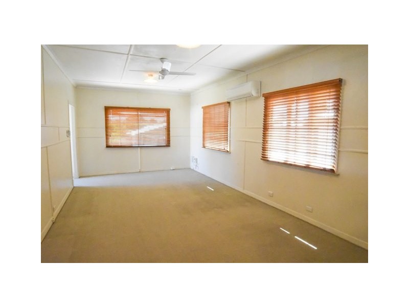 12 TERTIUS STREET, Mundingburra QLD 4812