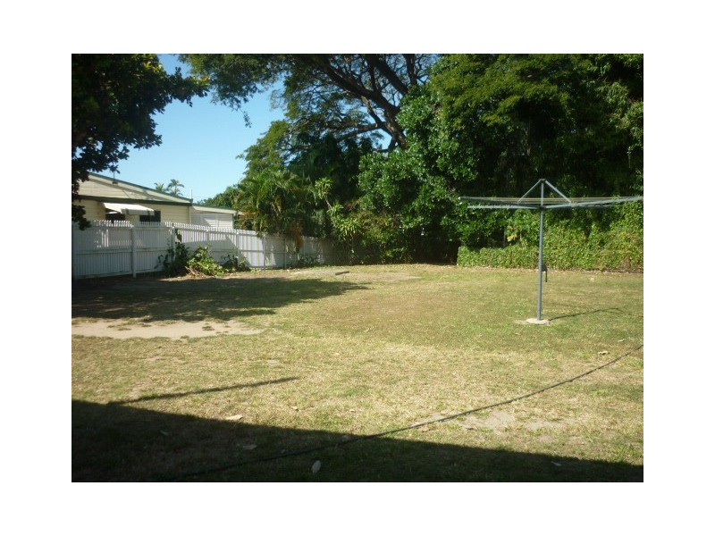 12 TERTIUS STREET, Mundingburra QLD 4812