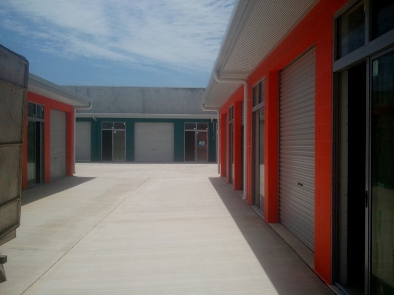 UNIT 4 @ 37 Civil Road, Garbutt QLD 4814