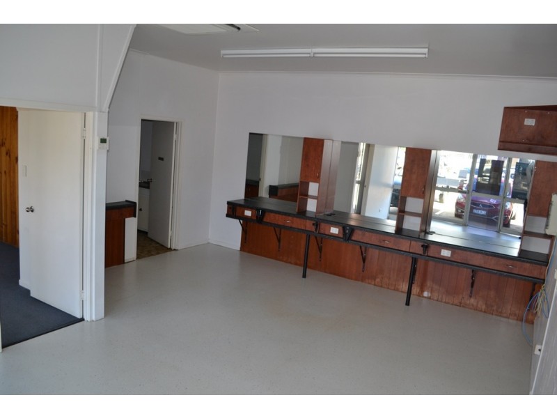 2 / 57 BOWEN ROAD, Mundingburra QLD 4812