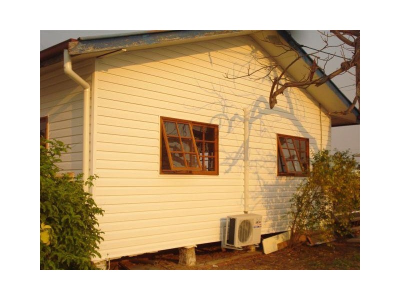 13 Savage Street, Prairie QLD 4816