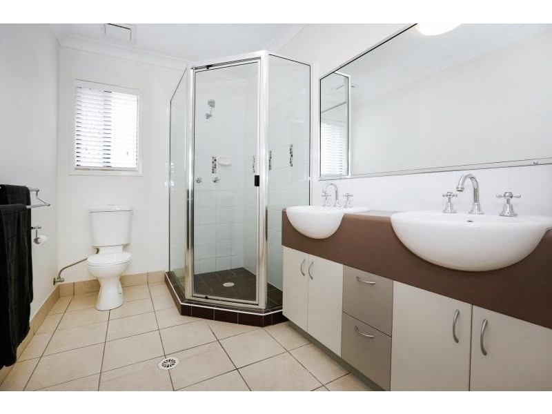17 Langley Place, Kirwan QLD 4817