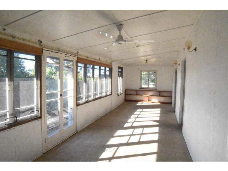 21 Mary Street, West End QLD 4810
