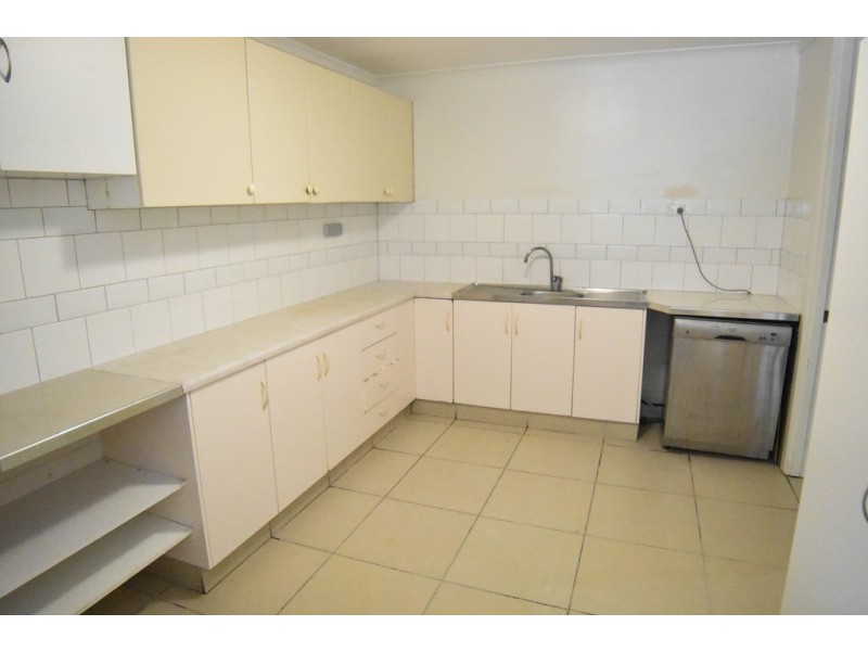 2/43 Rose Street, North Ward QLD 4810