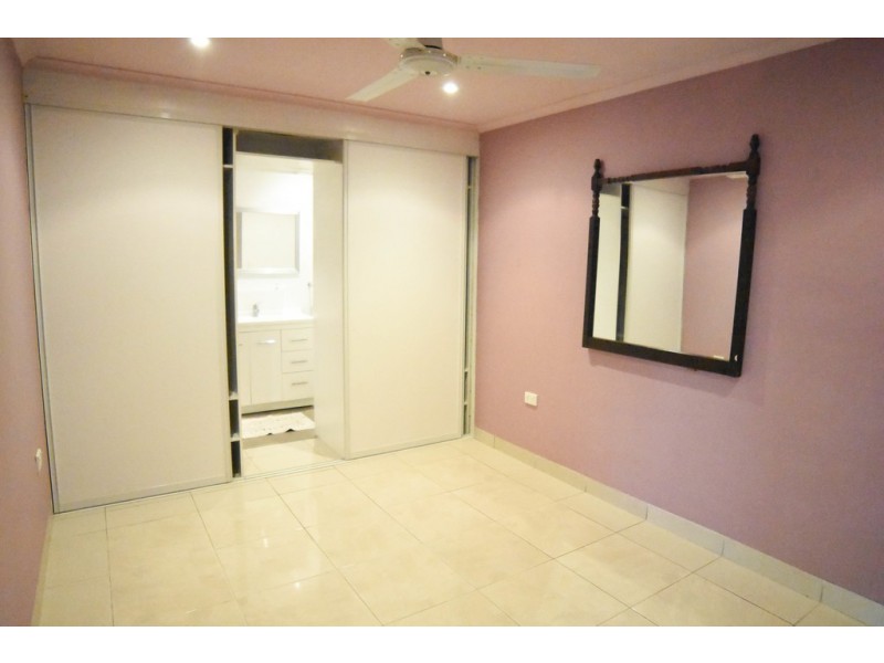 2/43 Rose Street, North Ward QLD 4810