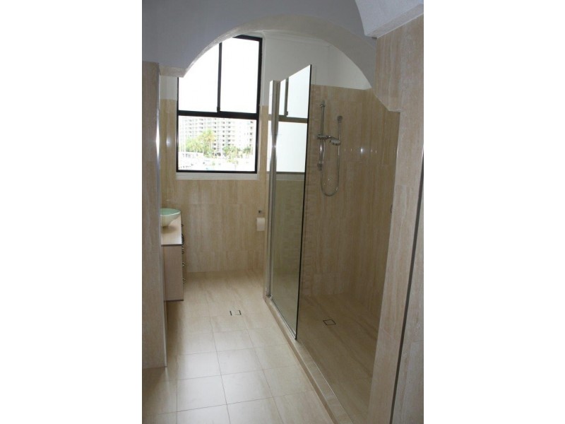 F1-104 Flinders Street, Townsville City QLD 4810