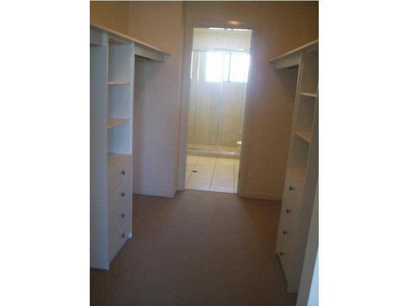 20/1 The Strand, North Ward QLD 4810