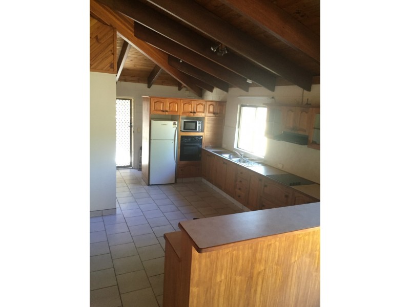 3 Thunderbolt, Oak Valley QLD 4811