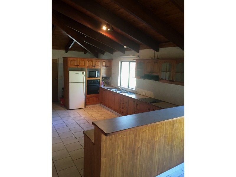 3 Thunderbolt, Oak Valley QLD 4811