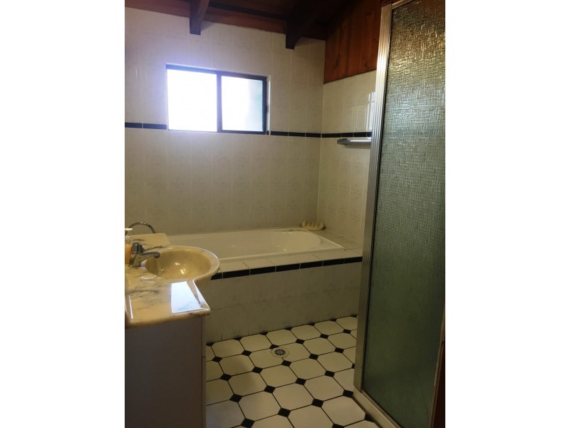 3 Thunderbolt, Oak Valley QLD 4811