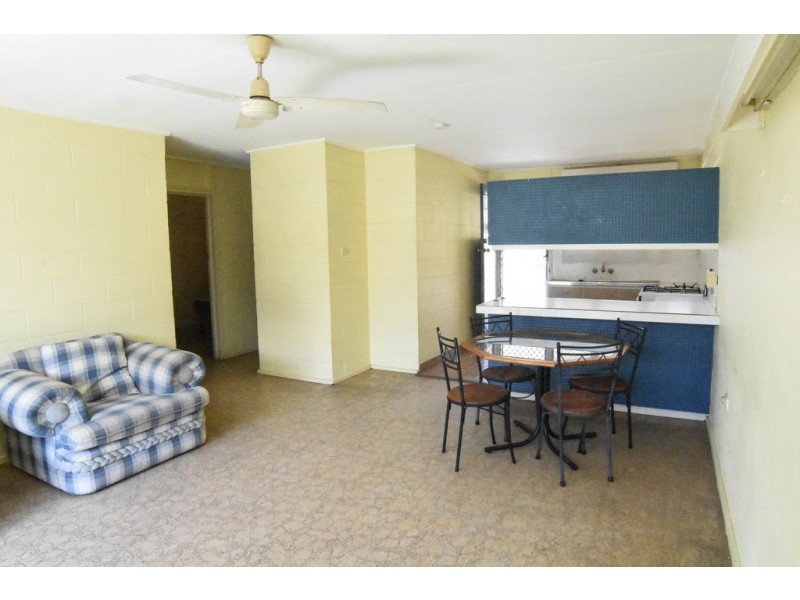 138 Eyre Street, North Ward QLD 4810