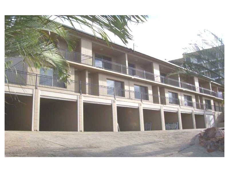 6/2 Bundock Street, Castle Hill QLD 4810