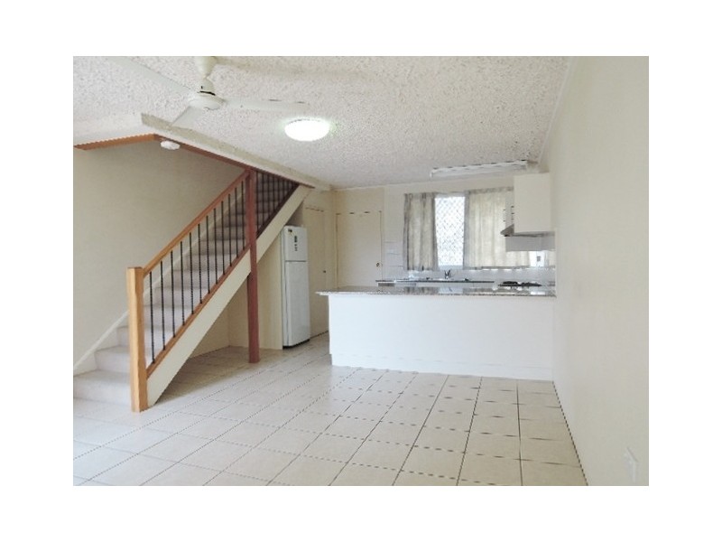 6/2 Bundock Street, Castle Hill QLD 4810