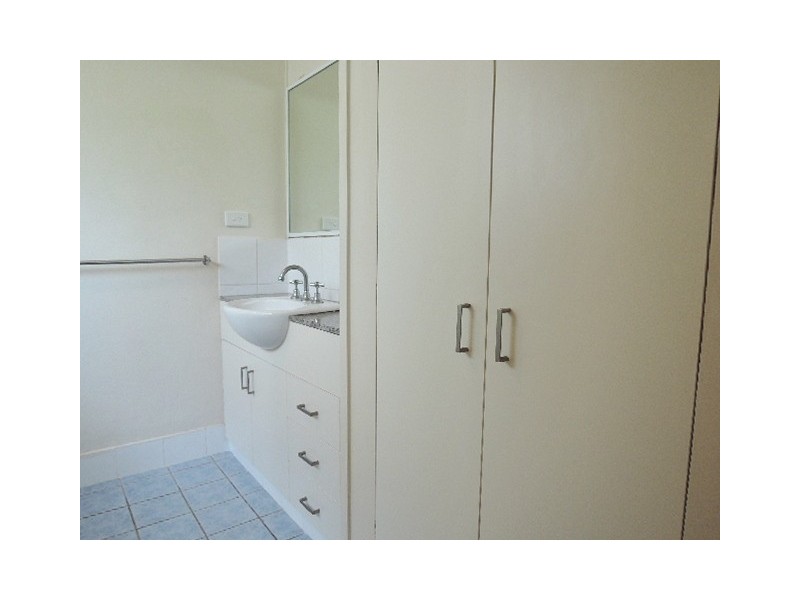 6/2 Bundock Street, Castle Hill QLD 4810