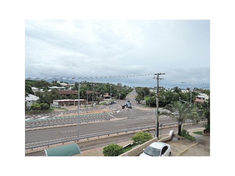 6/2 Bundock Street, Castle Hill QLD 4810