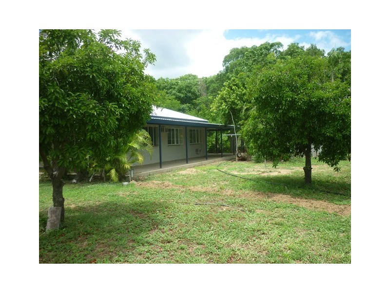 126 Clark Road, Majors Creek QLD 4816