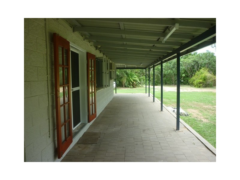 126 Clark Road, Majors Creek QLD 4816