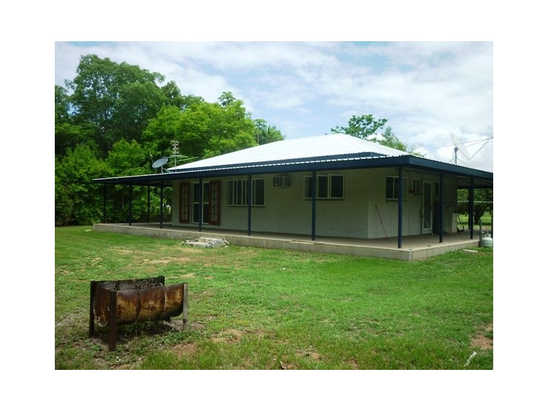 126 Clark Road, Majors Creek QLD 4816