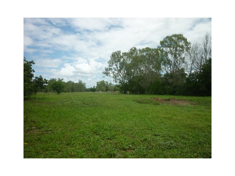 126 Clark Road, Majors Creek QLD 4816