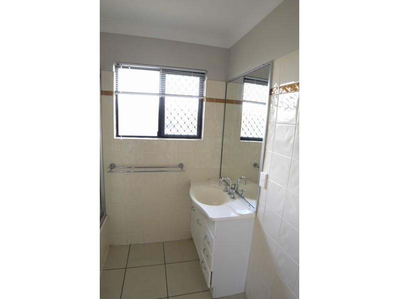 8 KITE STREET, Douglas QLD 4814