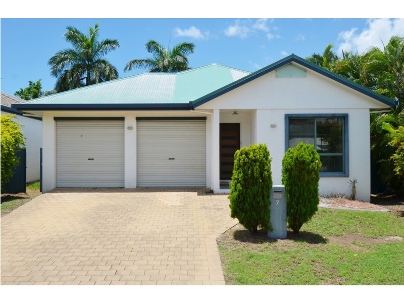 7 Regatta Crescent, Douglas QLD 4814