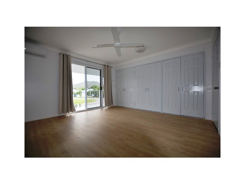 2/36-38 Queens Road, Hermit Park QLD 4812