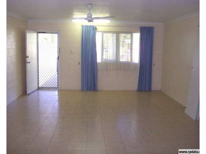 7 SALTBUSH STREET, Rasmussen QLD 4815