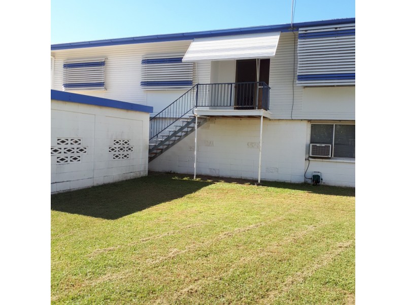 25 Lindeman Avenue, Cranbrook QLD 4814