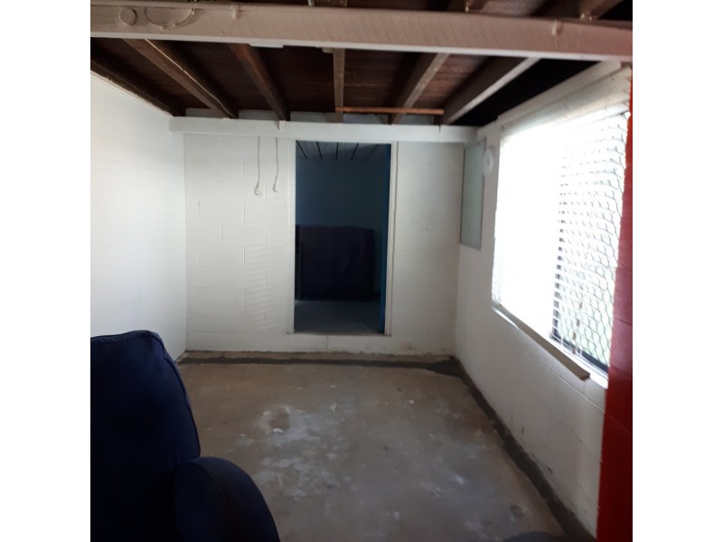 25 Lindeman Avenue, Cranbrook QLD 4814