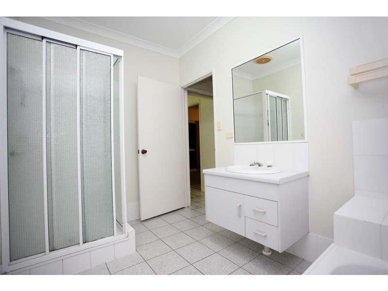 32 MACARTHUR DRIVE, Annandale QLD 4814