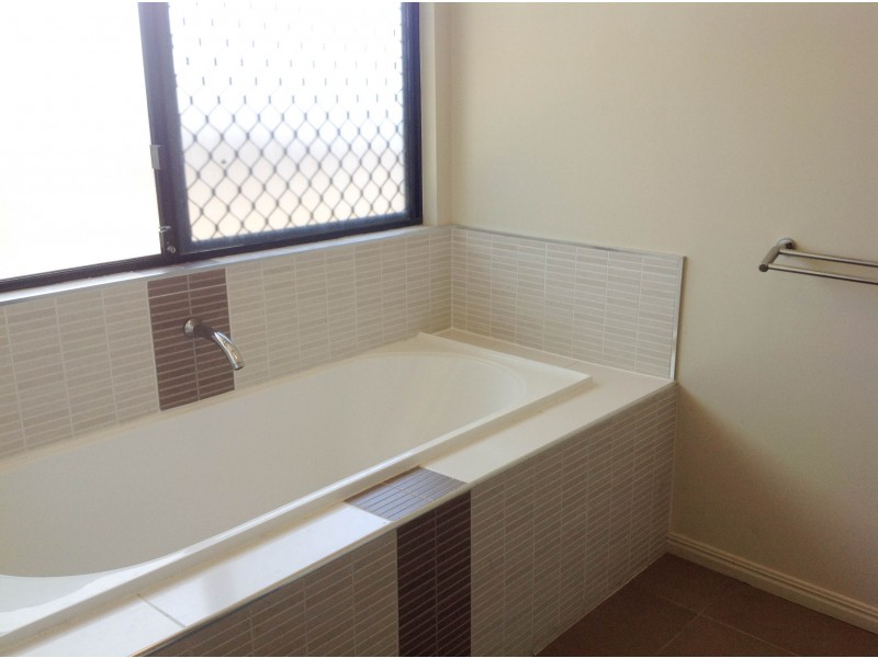 7 Logrunner, Bohle Plains QLD 4817