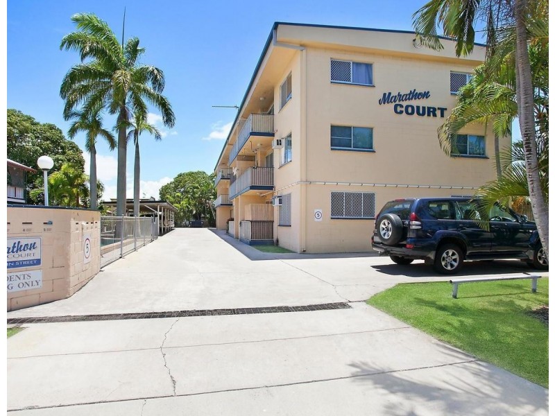 8/11 Vaughn, West End QLD 4810