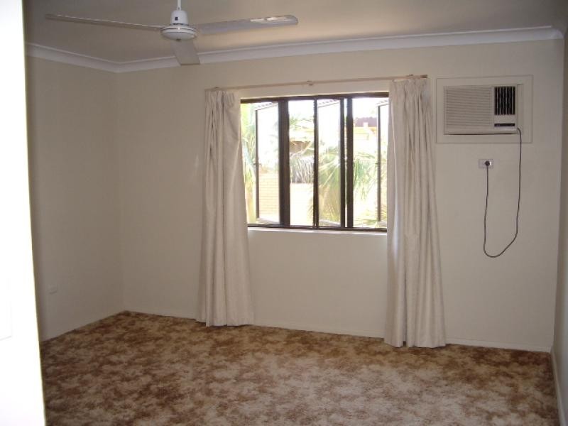 4/139 Mitchell Street, North Ward QLD 4810