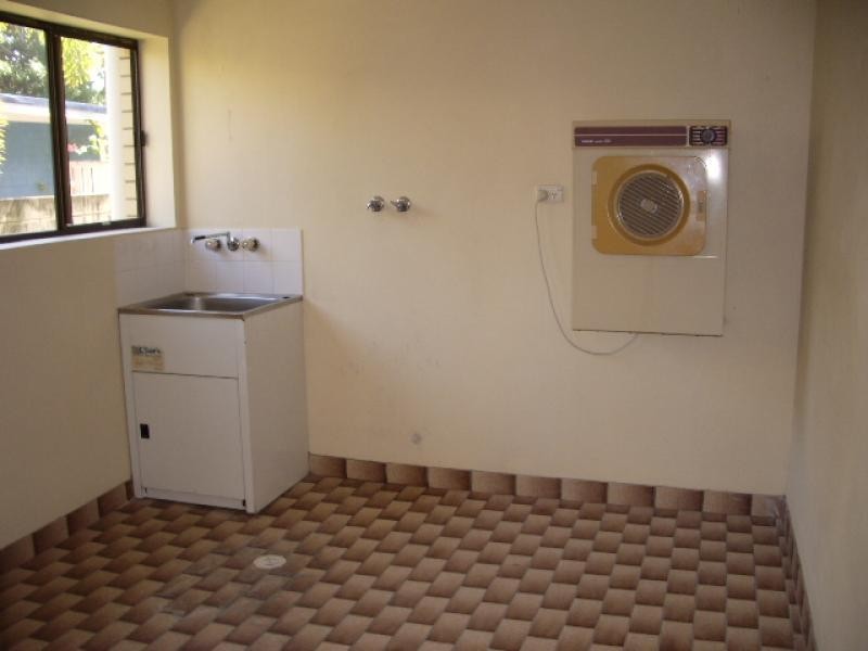 4/139 Mitchell Street, North Ward QLD 4810