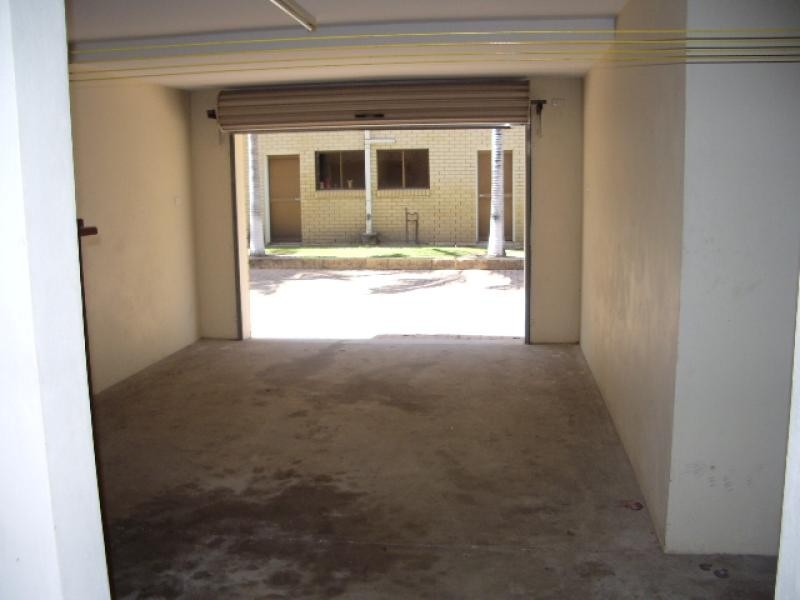 4/139 Mitchell Street, North Ward QLD 4810