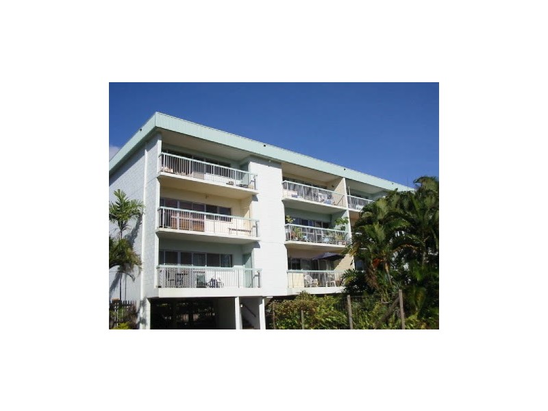 2/43 The Strand, North Ward QLD 4810