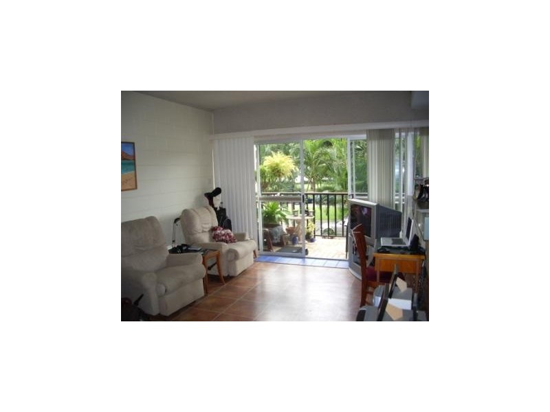 2/43 The Strand, North Ward QLD 4810