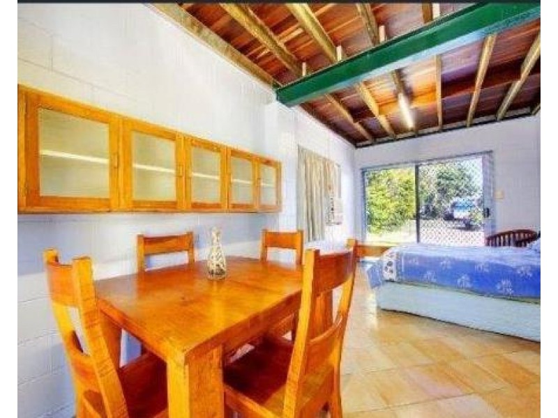 5 BARRACUDA COURT, Cungulla QLD 4816