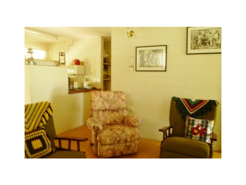 6 Scotia Street, Ravenswood QLD 4816