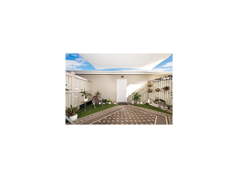 3/12-14 MARTINEZ AVENUE, West End QLD 4810
